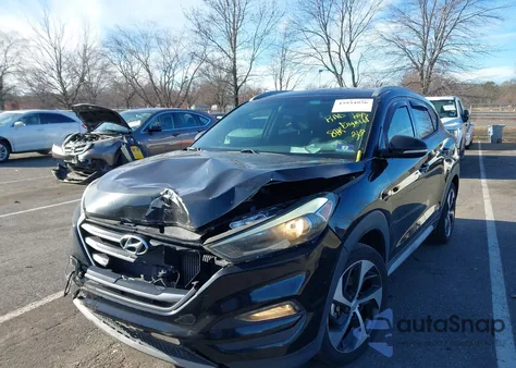2017 Hyundai Tucson Sport из США, поврежденный, VIN KM8J33A23HU512624